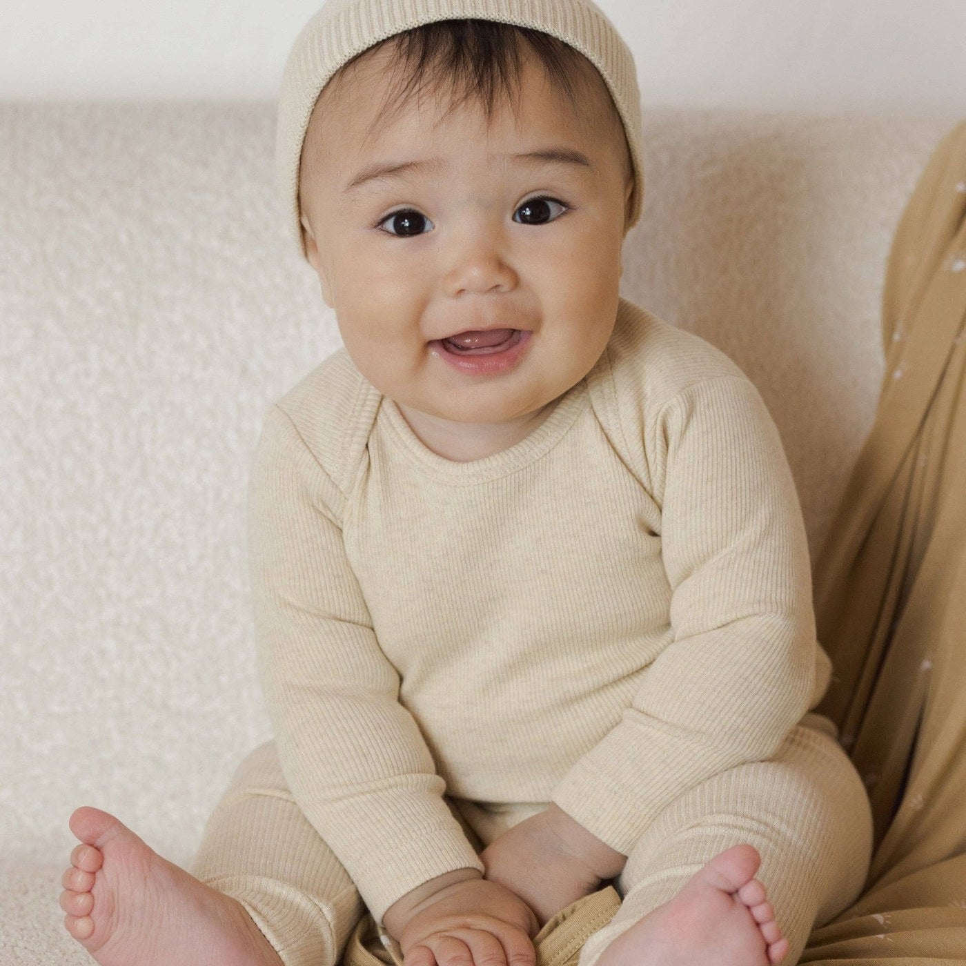 Quincy Mae organic newborn layers