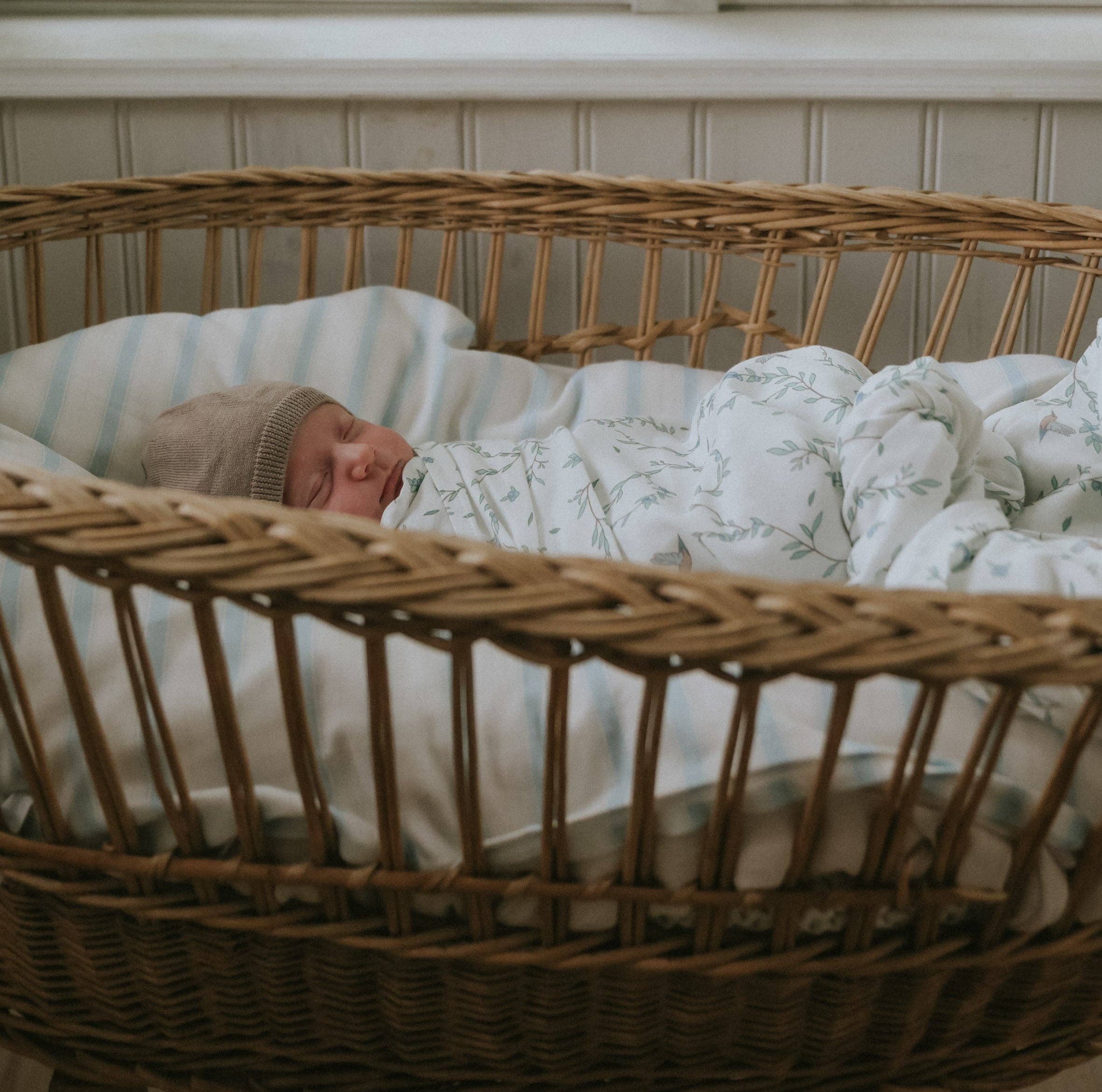 Secret Garden Swaddle - Ivory