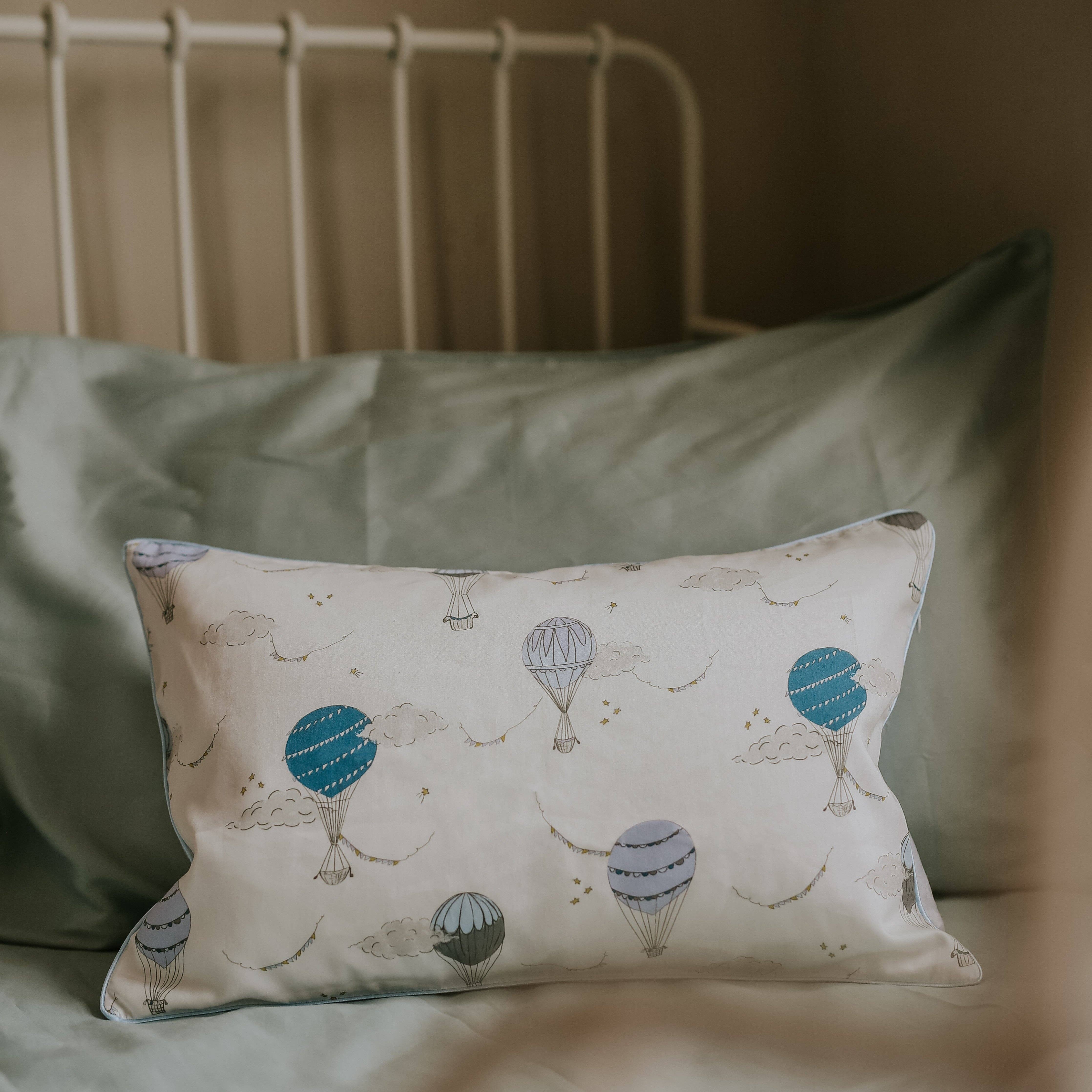 Touch The Sky Toddler Pillow - Blue: Set (Pillowcase + Down Insert)