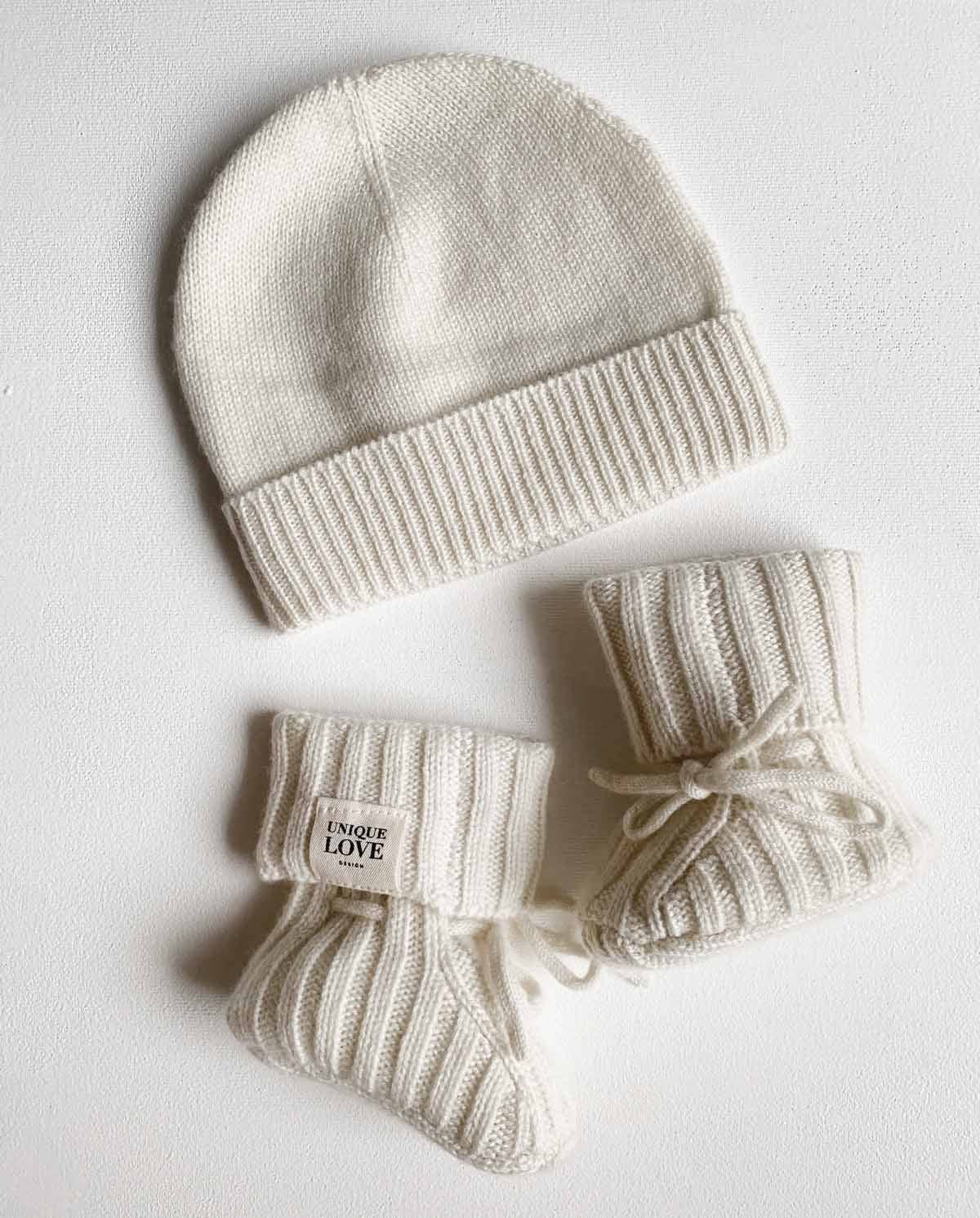 Cashmere Baby Booties: Light grey / 0-6 months