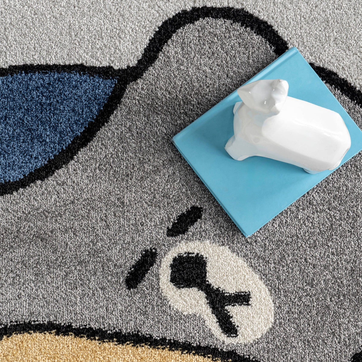 Ryder Sleeping Bear Kids Area Rug: Light Grey - Rectangle 8' x 10'
