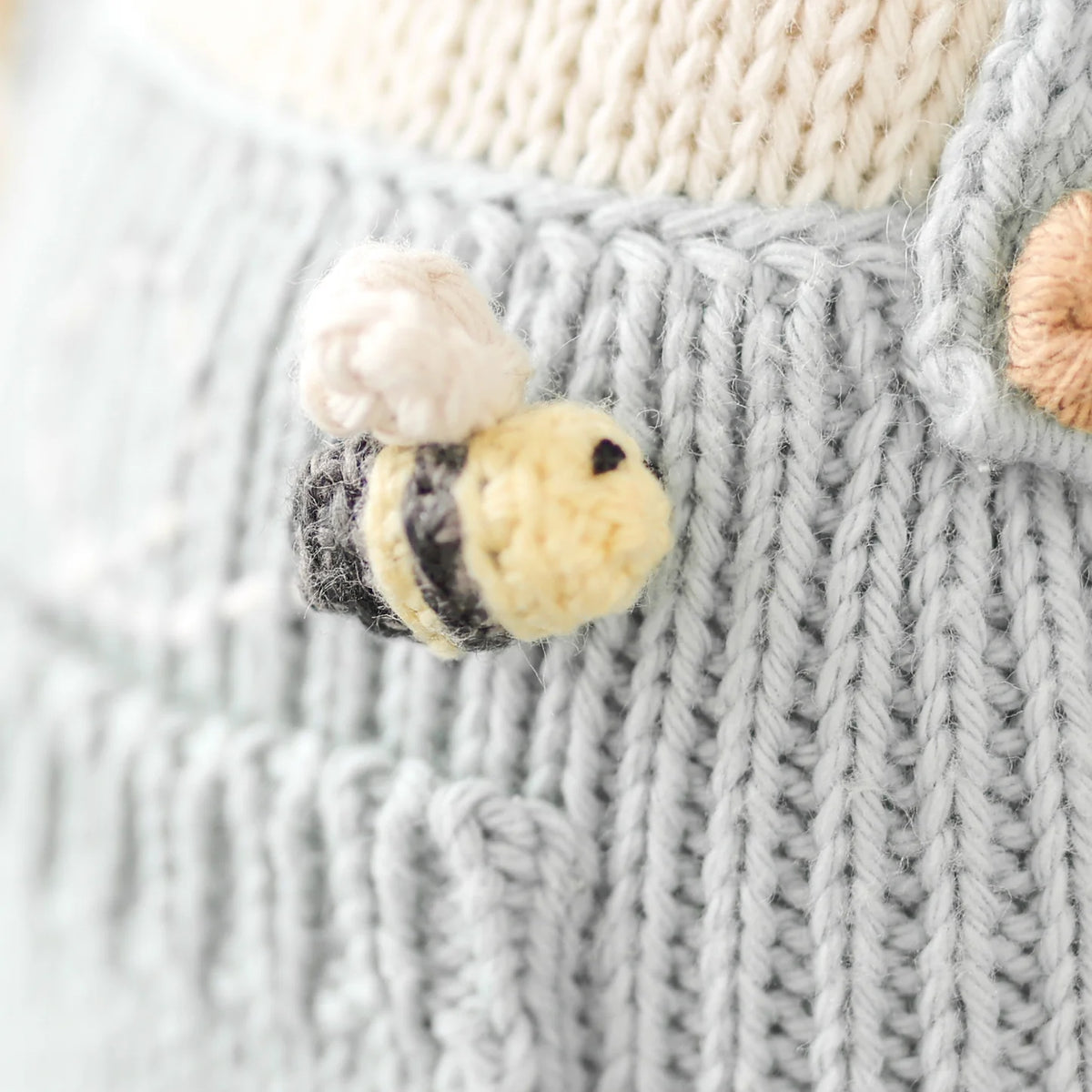 Charlie the Honey Bear, Little