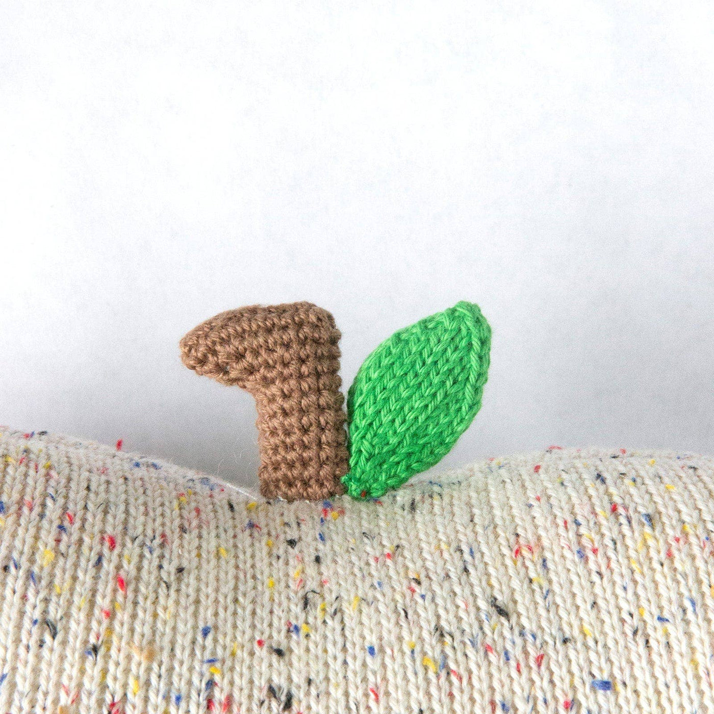 Apple Pillow Tweedy