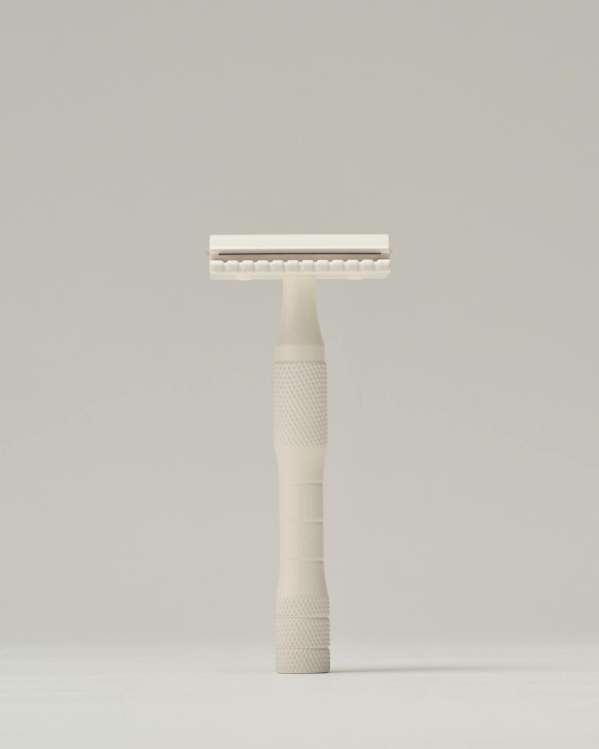 Well Kept Brass Safety Razor in cream