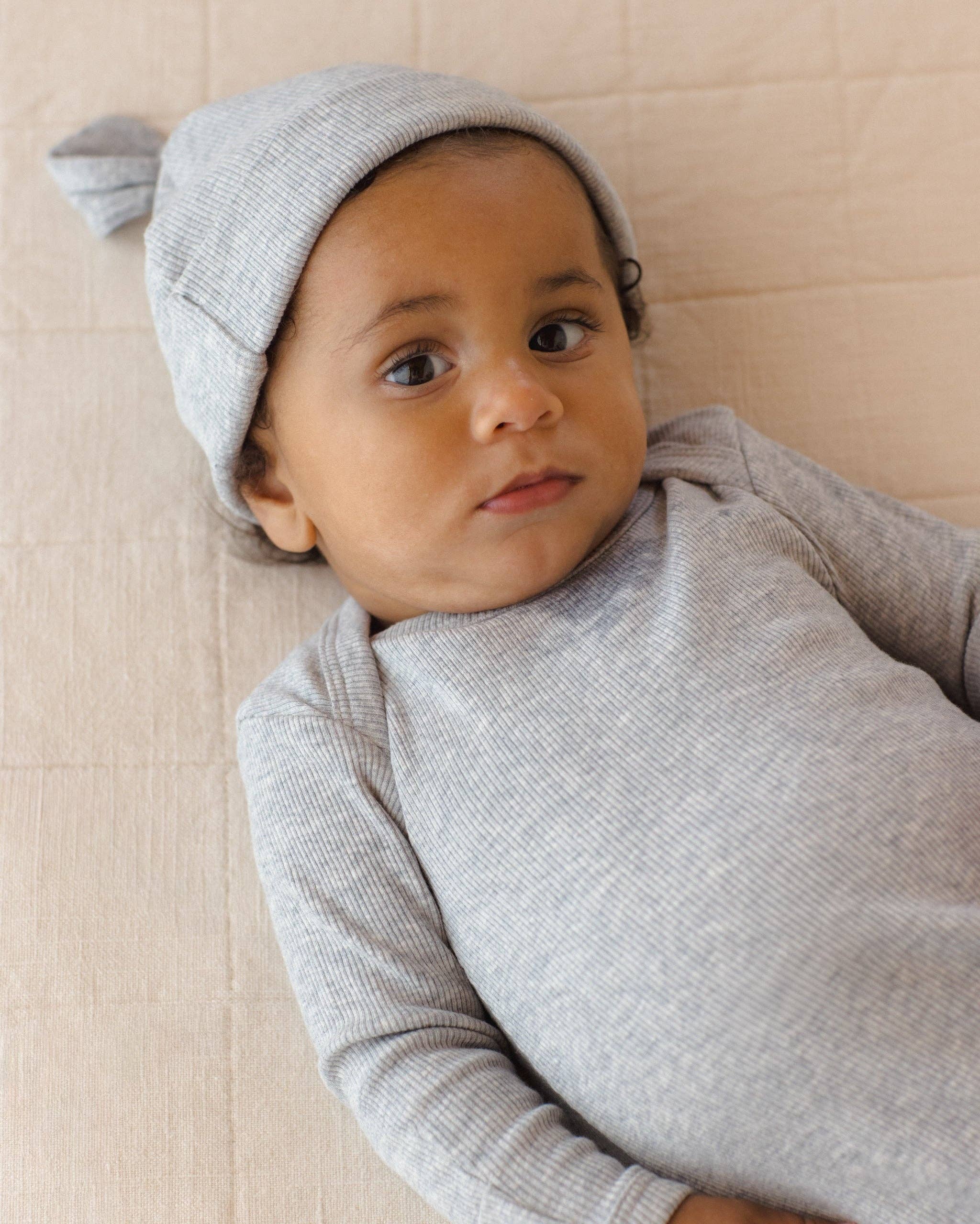 Knotted Baby Gown + Hat Dusty Blue: OS