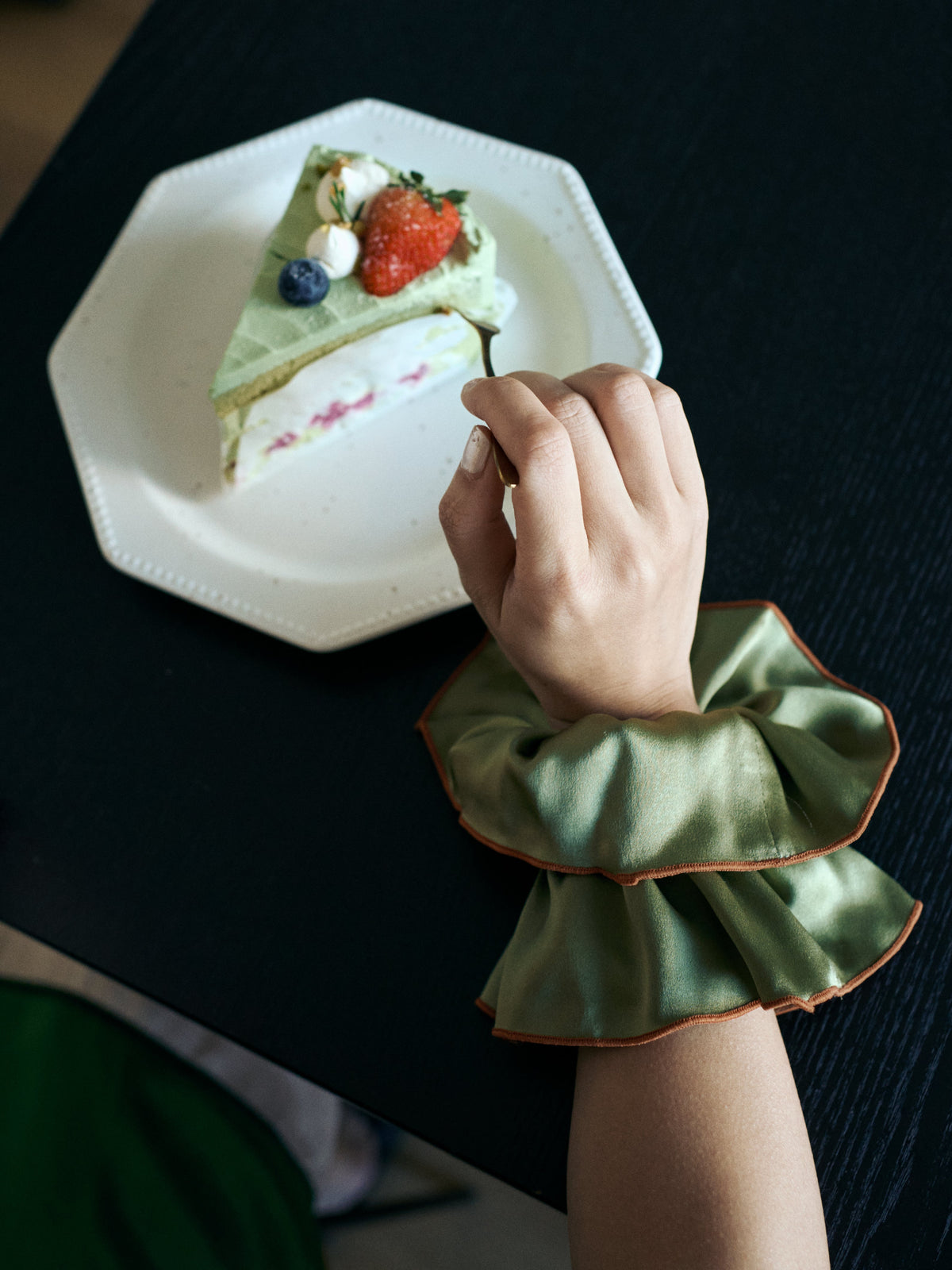 Lost Pattern Maxi Flower Double-Layer Oversized Silk Scrunchie in Martini Olive