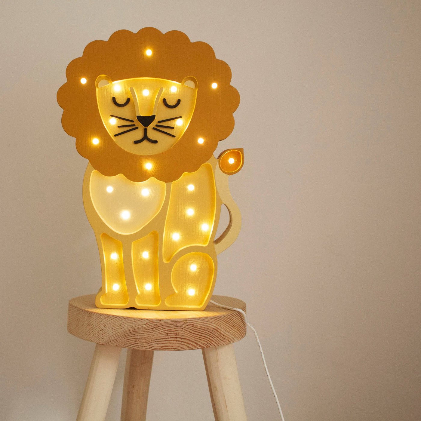 Lion Lamp - Yellow