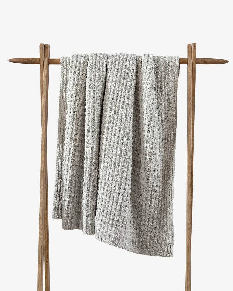 Waffle Lightweight Throw - Cloud Gray