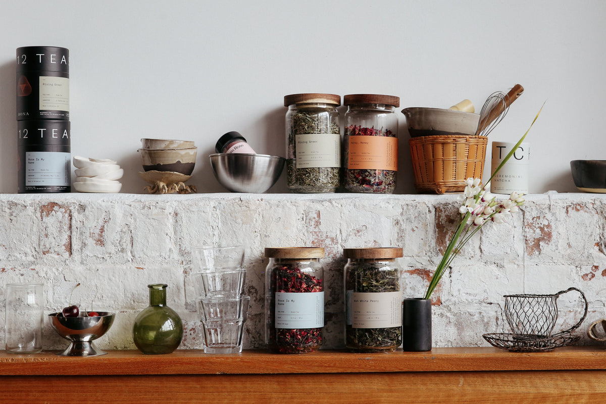 Dona The Field loose leaf herbal tea canister
