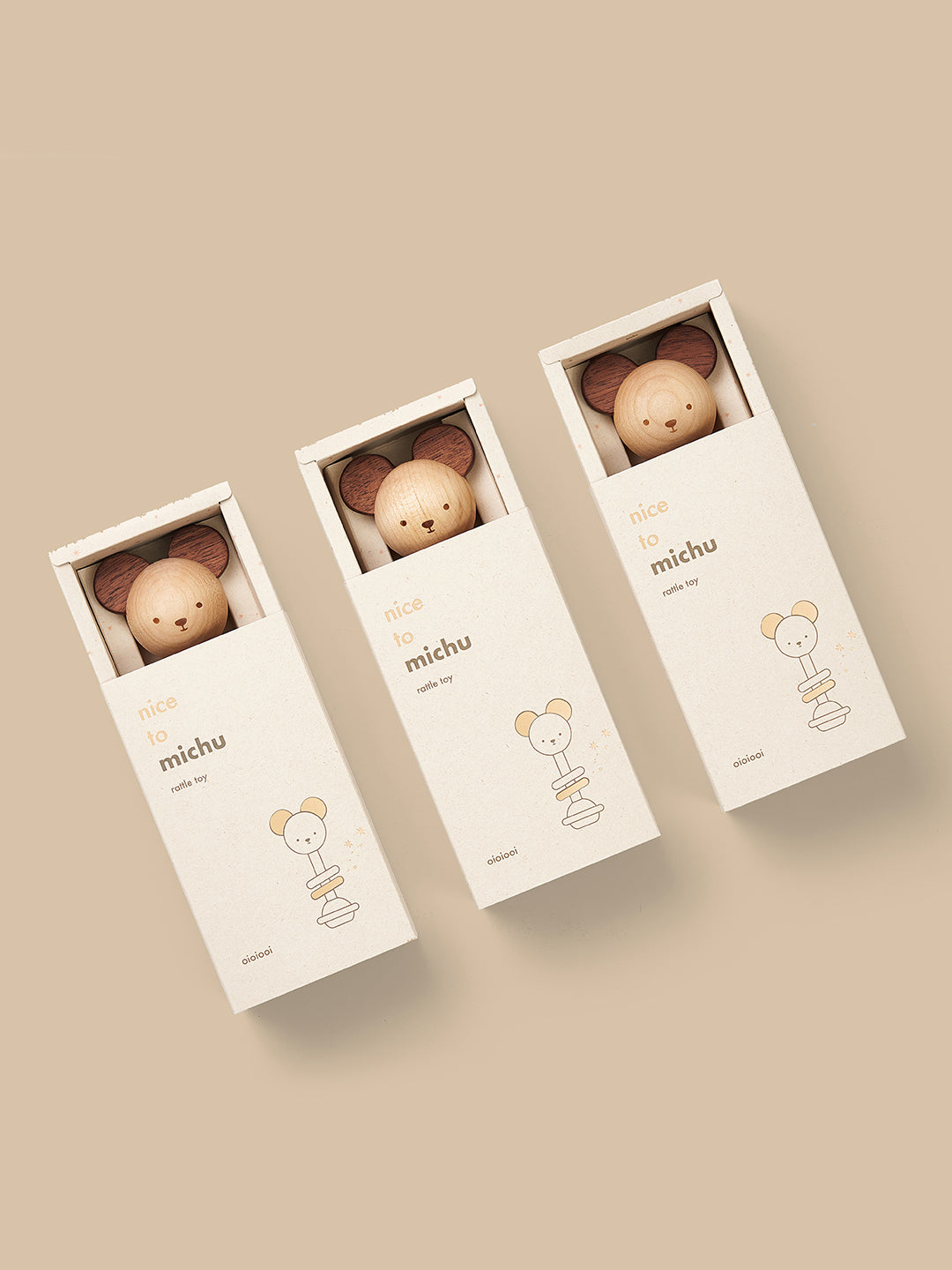 Nice to Michu Rattle with its box
