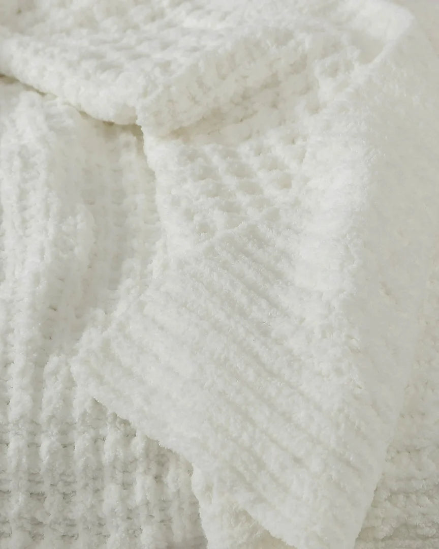 Sunday Citizen Waffle Lightweight Throw in Off White, detail