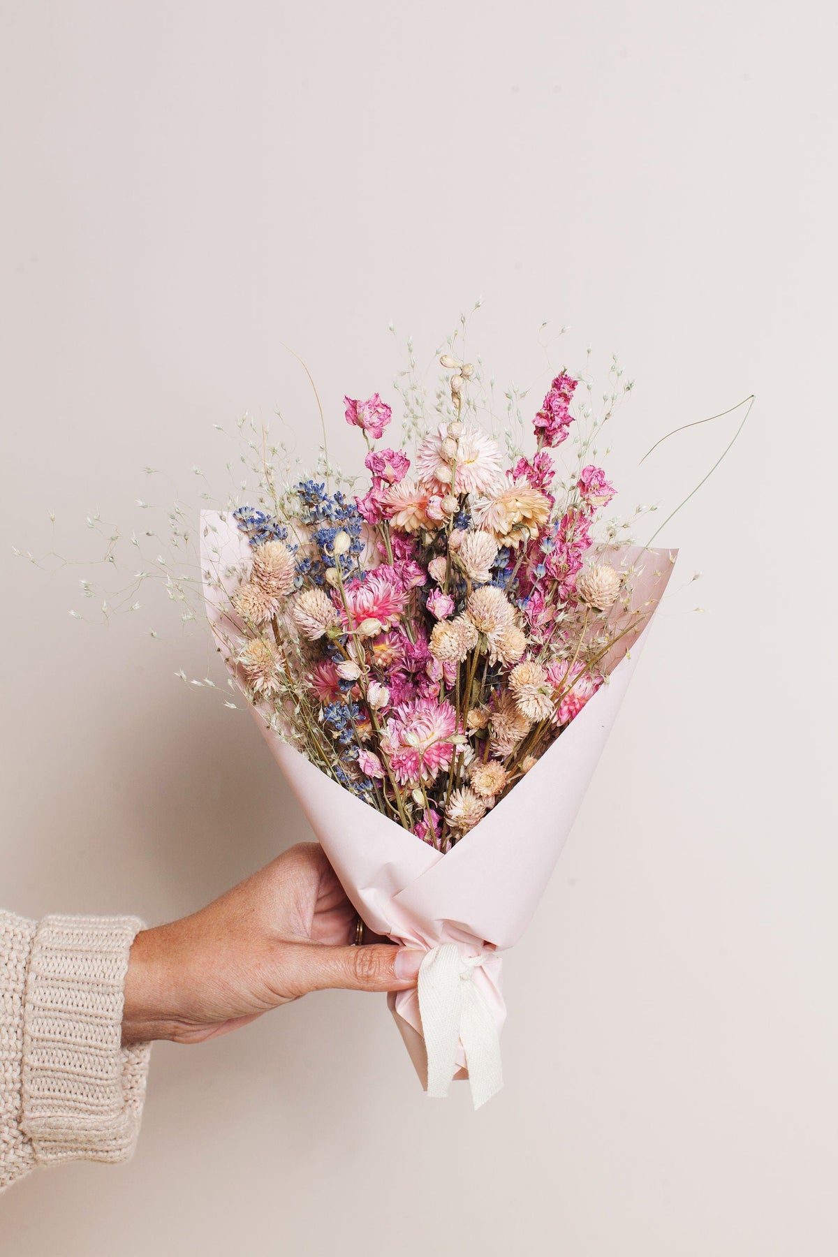 Spring Field dried bouquet, detail