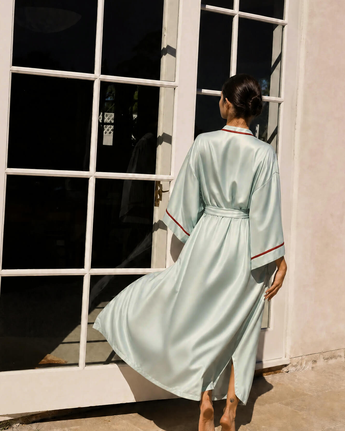 Mare Silky Lyocell Kimono in misty blue, worn open