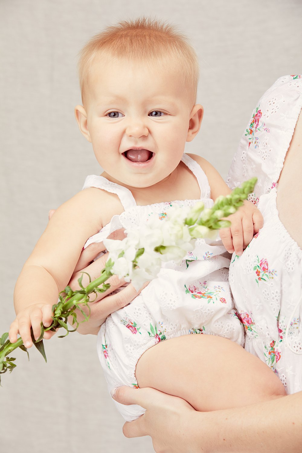 Sweet Creme Romper - Eyelet